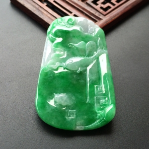 (超值推荐)糯冰种飘阳绿年年有余挂件