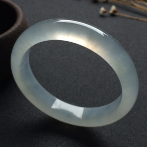 （超值推荐）冰种淡晴水手镯（58.2mm）