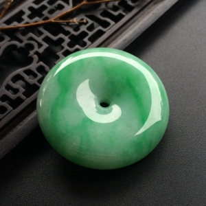 （超值推荐）糯冰种飘翠平安扣挂件