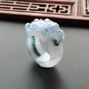 (超值推荐)糯冰种淡紫罗兰飘花貔貅扳指