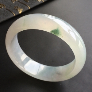 (超值推荐)糯冰种飘花手镯(57.5mm)
