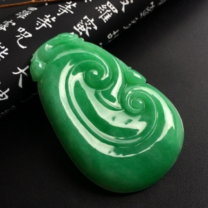 （超值推荐）糯冰种翠色如意挂件