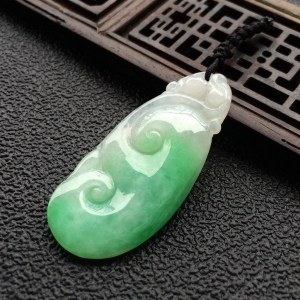 (超值推荐)糯冰种飘翠如意挂件