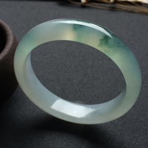 （超值推荐）冰种飘花手镯（57.9mm）