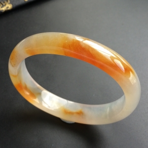 (超值推荐)糯冰种黄翡贵妃镯(55.1mm-48.2mm)
