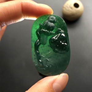 （超值推荐）糯冰种蓝水一品清廉挂件