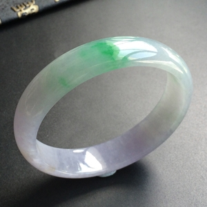(超值推荐)糯冰种春带彩贵妃镯(57.5mm-50.4mm)