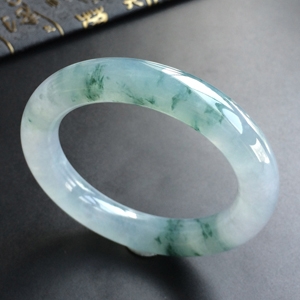 (超值推荐)冰种圆条手镯(54.8mm)