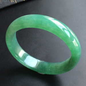 (超值推荐)糯冰种深绿手镯(54mm)