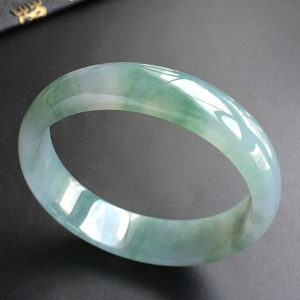 (超值推荐)糯冰种飘花手镯(59.6mm)