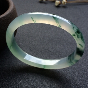（超值推荐）冰种飘花贵妃镯（53.8mm-44.1mm）