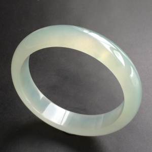 (超值推荐)冰种晴水手镯(56.8mm)