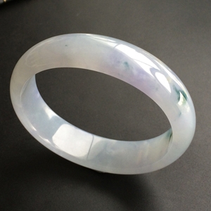 (超值推荐)糯冰种紫罗兰飘花贵妃镯(55.4mm-48.5mm)