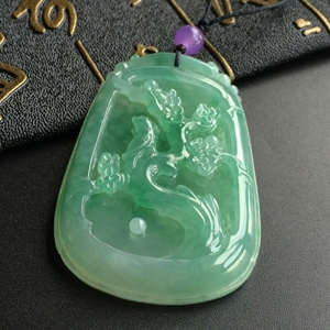 (超值推荐)糯冰种晴水略飘花喜上眉梢挂件