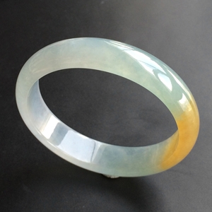 (超值推荐)冰种晴水黄翡贵妃镯(54.4mm-48.1mm)