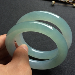 （超值推荐）糯冰种晴水圆条手镯一对（57mm、57mm）