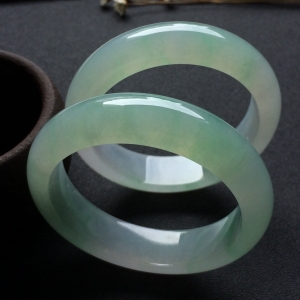 （超值推荐）糯冰种晴水手镯一对（57.7mm、57.6mm）