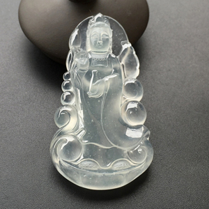 (超值推荐)冰种淡晴水站观音挂件
