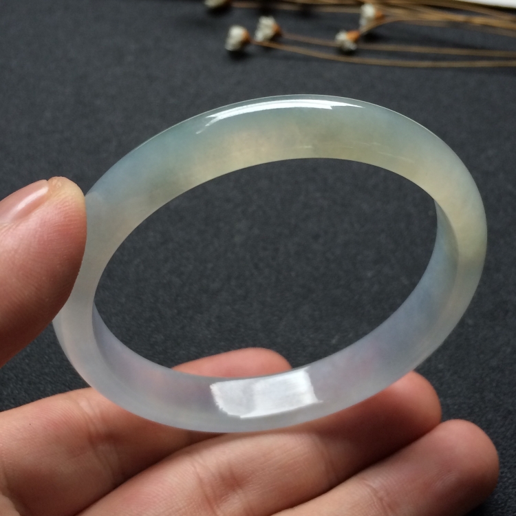 （超值推荐）冰种晴水手镯（55.5mm）