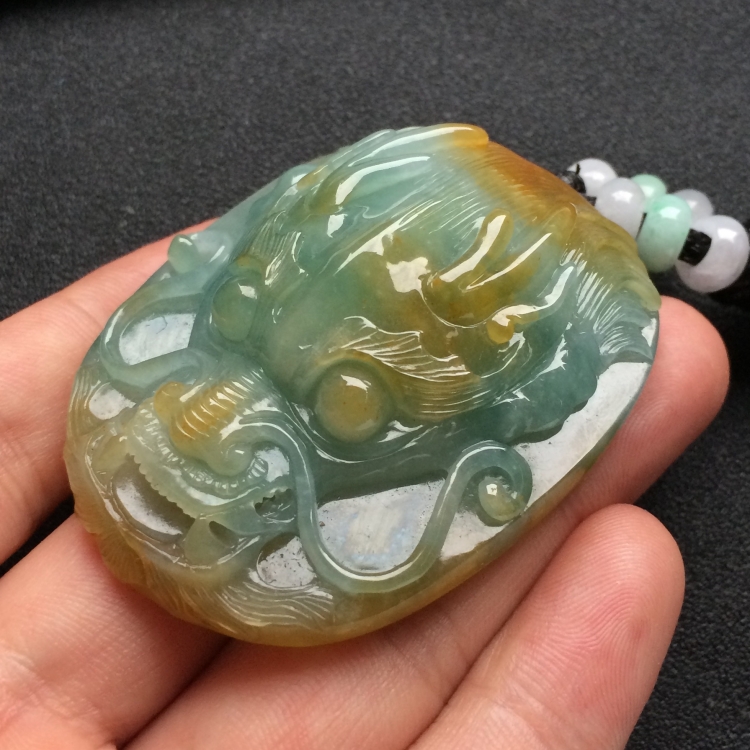 （超值推荐）糯冰种晴水褐黄翡龙头挂件