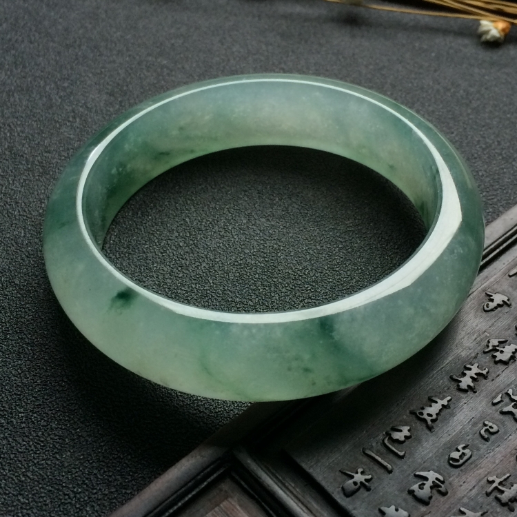 （超值推荐）冰种飘花手镯（55.4mm）