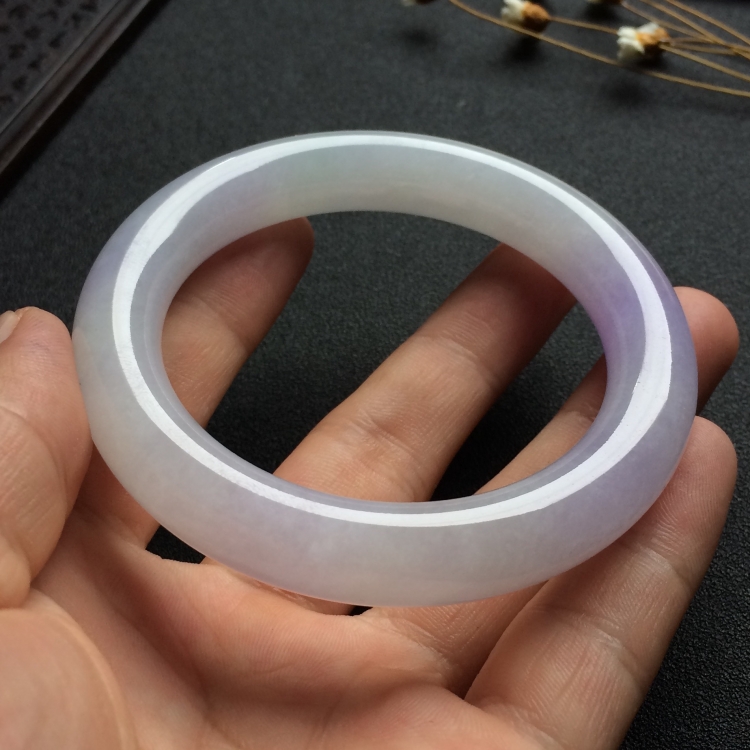 （超值推荐）糯冰种紫罗兰圆条手镯（55.8mm）