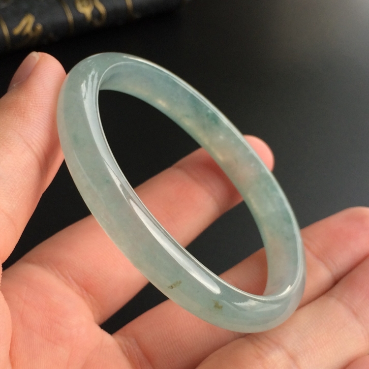 (超值推荐)冰种飘花贵妃镯(54mm-45.3mm)
