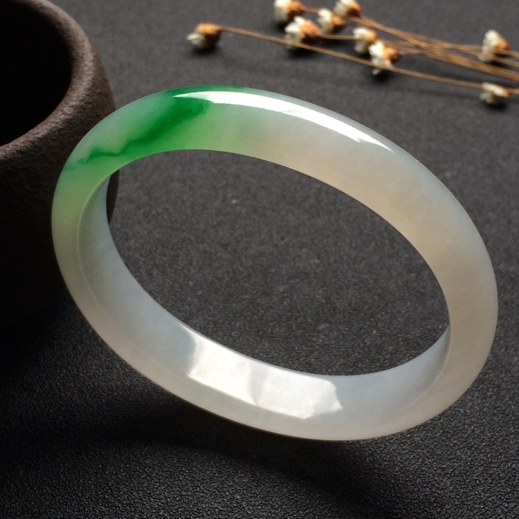 （超值推荐）糯冰种飘翠贵妃镯（56.4mm-49mm）