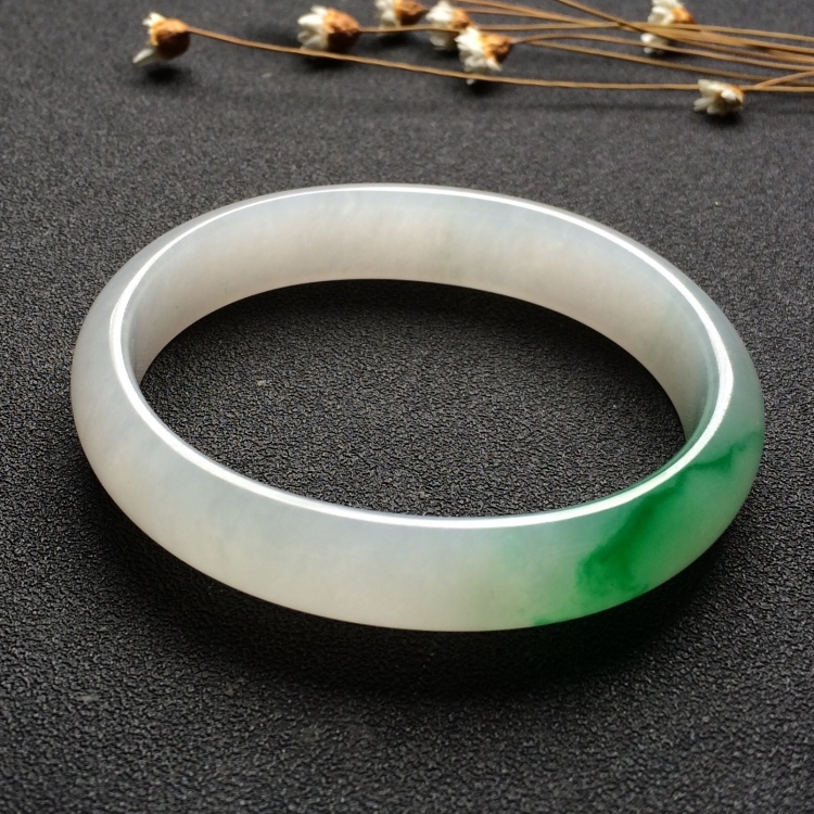 （超值推荐）糯冰种飘翠贵妃镯（56.4mm-49mm）