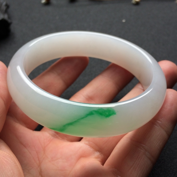 （超值推荐）糯冰种飘翠手镯（57.6mm）