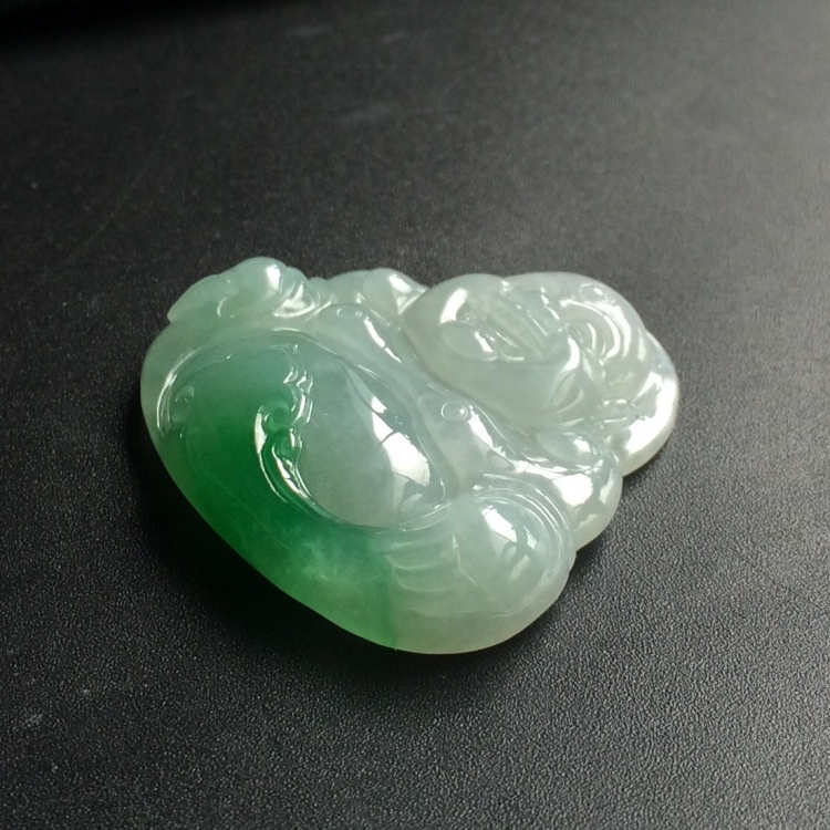 (超值推荐)糯冰种飘翠玉佛挂件