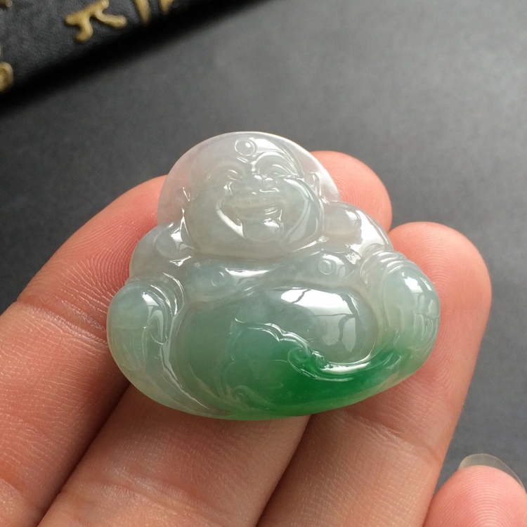(超值推荐)糯冰种飘翠玉佛挂件
