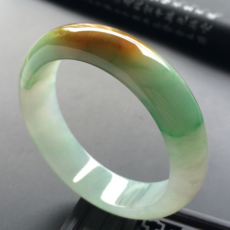 （超值推荐）糯冰种褐黄翡略飘翠手镯（58mm）