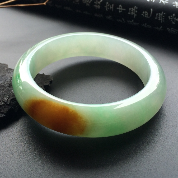 （超值推荐）糯冰种褐黄翡飘花手镯（58mm）