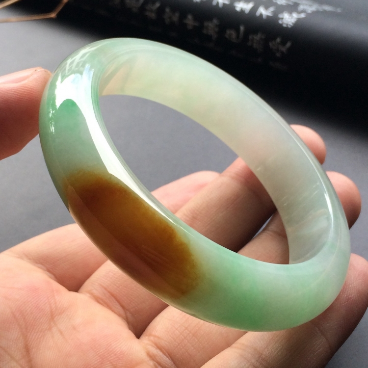 （超值推荐）糯冰种褐黄翡飘花手镯（58mm）