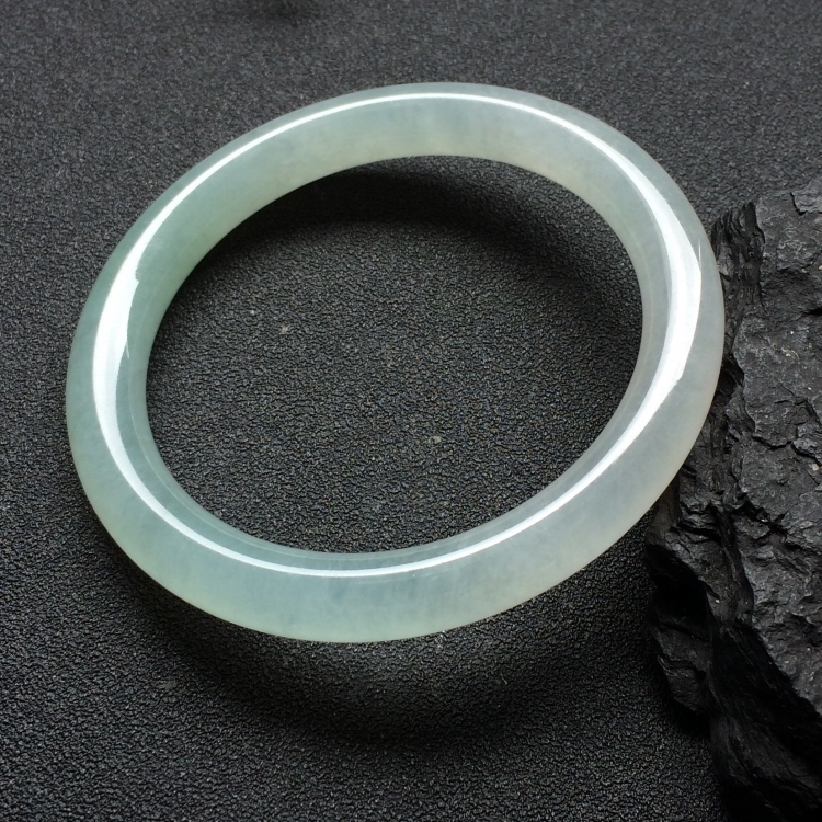 （超值推荐）冰种晴水圆条手镯（55mm）