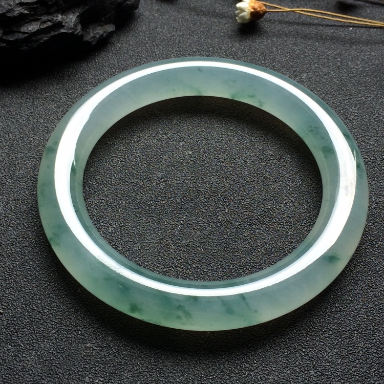 （超值推荐）冰种飘花圆条手镯（58mm）