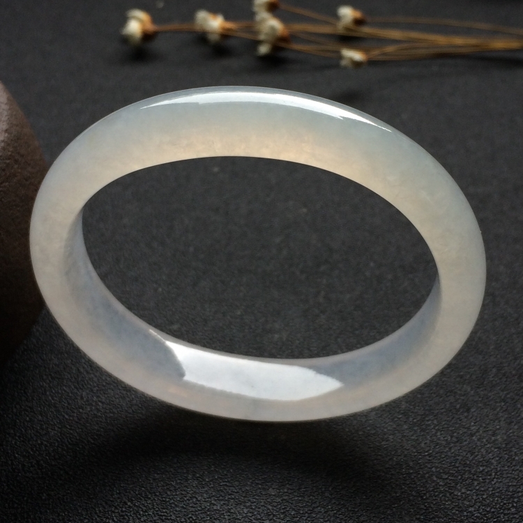 （超值推荐）冰种淡晴水贵妃镯（54mm-47.6mm）