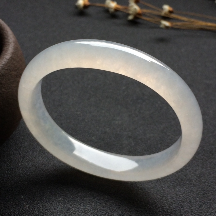 （超值推荐）冰种淡晴水贵妃镯（54mm-47.6mm）