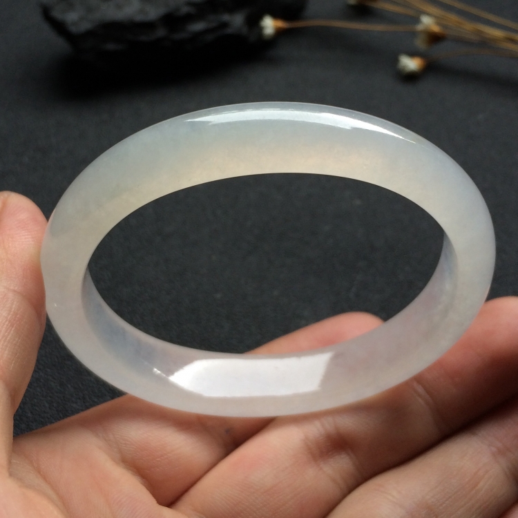 （超值推荐）冰种淡晴水贵妃镯（54mm-47.6mm）
