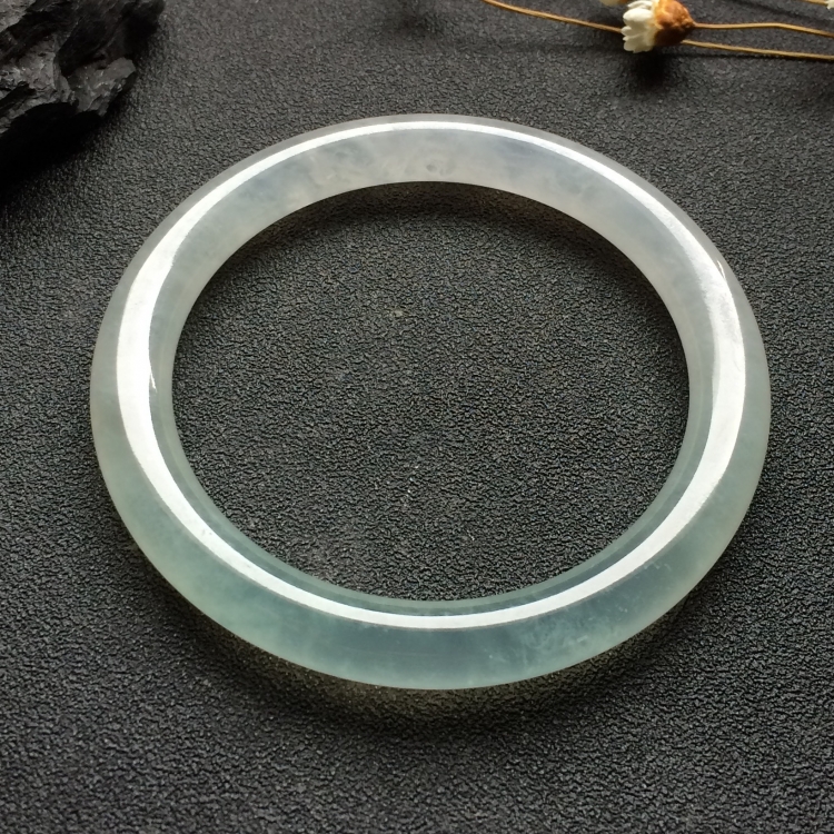 （超值推荐）冰种晴水圆条手镯（55mm）