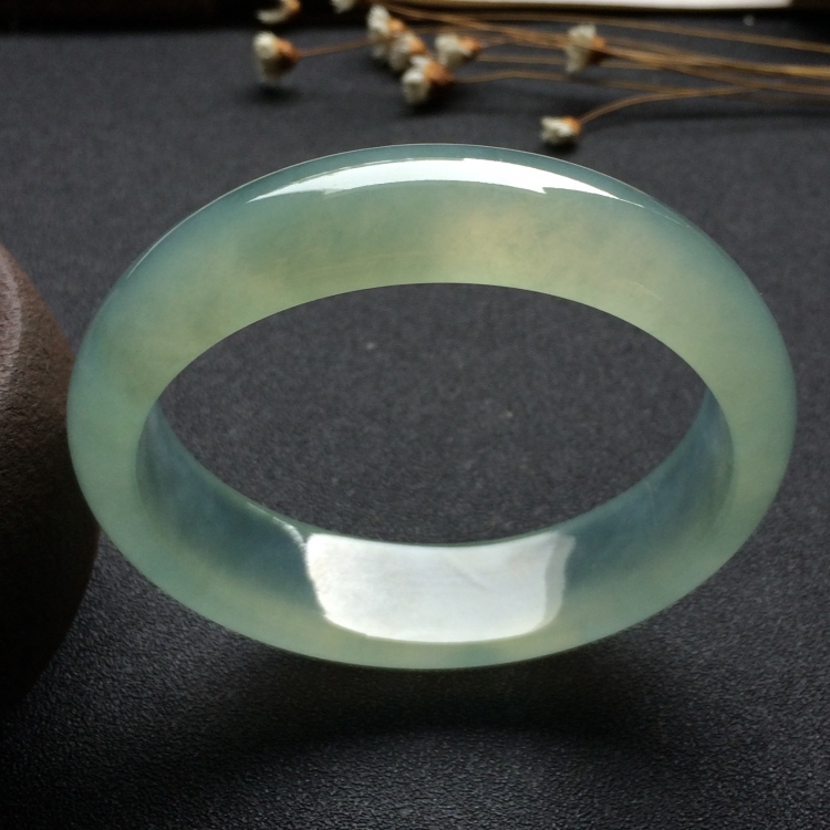 （超值推荐）冰种晴水贵妃镯（58.2mm-51.2mm）