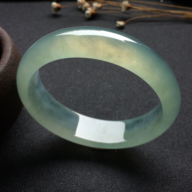 （超值推荐）冰种晴水贵妃镯（58.2mm-51.2mm）