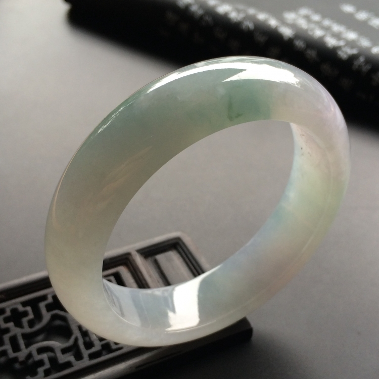 （超值推荐）糯冰种晴水淡紫罗兰手镯（55.7mm）