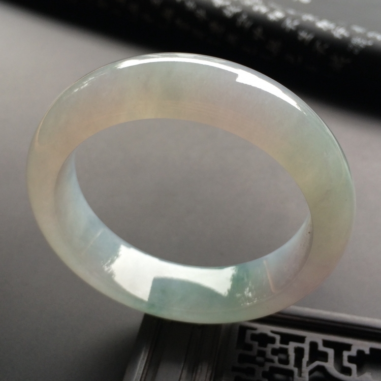 （超值推荐）糯冰种晴水淡紫罗兰手镯（55.7mm）