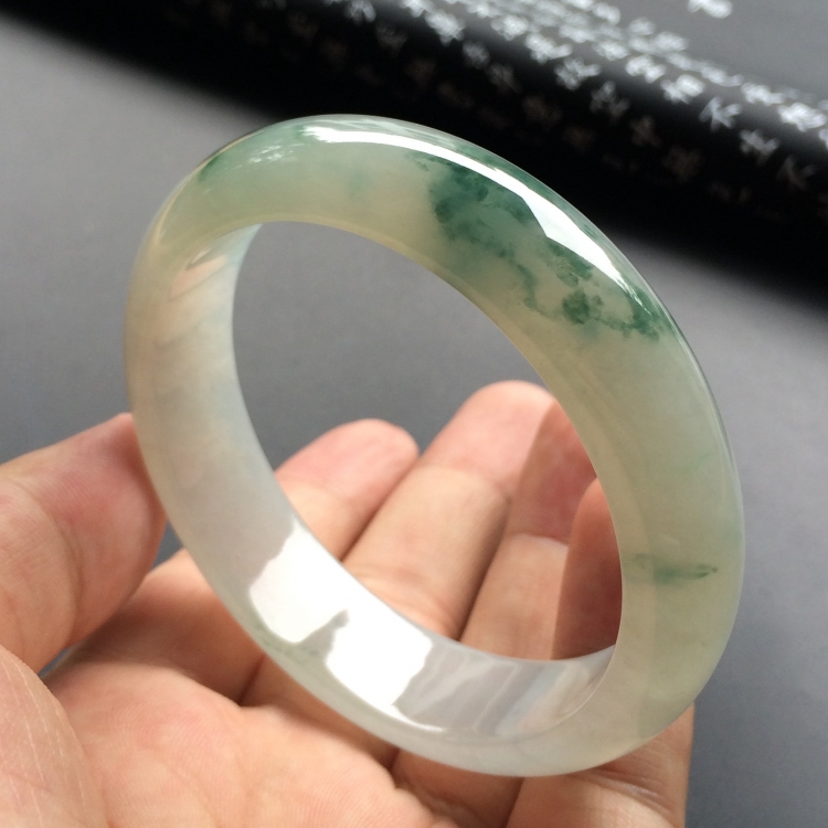 （超值推荐）糯冰种飘花手镯（59mm）