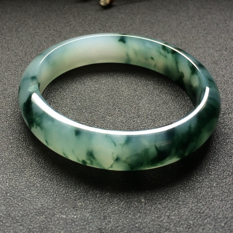 （超值推荐）冰种飘花手镯（57.9mm）
