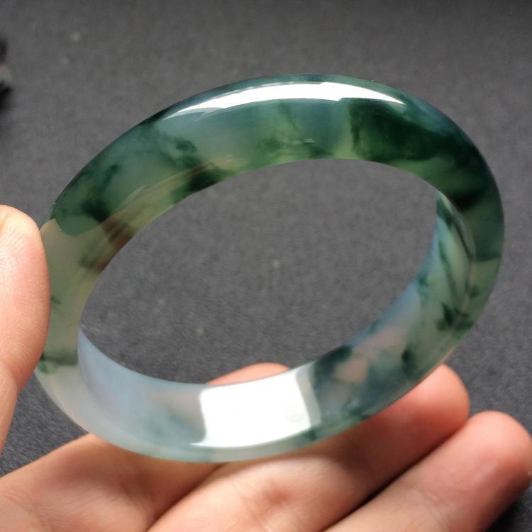 （超值推荐）冰种飘花手镯（57.9mm）