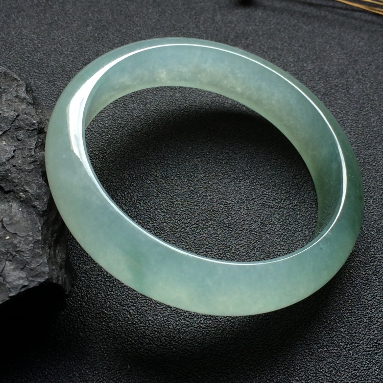 （超值推荐）冰种飘花手镯（56mm）