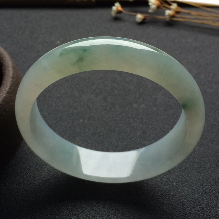 （超值推荐）糯冰种飘花手镯（58.3mm）
